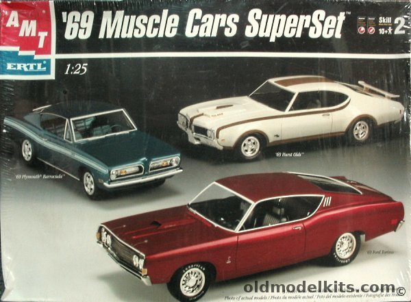 AMT 1/25 1969 Muscle Car Superset- Plymouth Barracuda/Ford Torino/Hurst Olds, 30079 plastic model kit